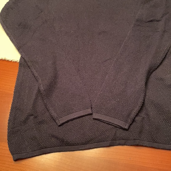 Zara Long Sleeve Thermal - Picture 3 of 6